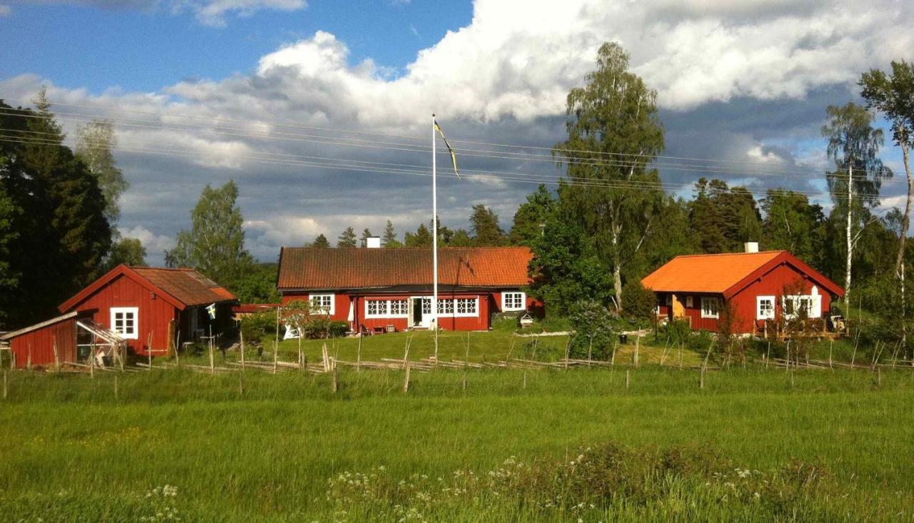 Tystberga Logi Bed & Breakfast ภายนอก รูปภาพ