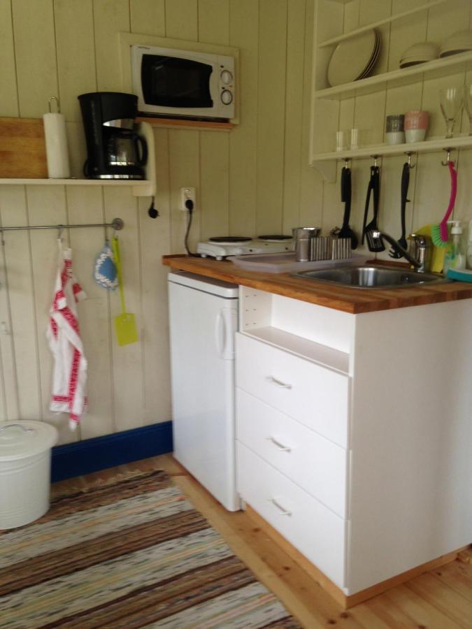 Tystberga Logi Bed & Breakfast ภายนอก รูปภาพ